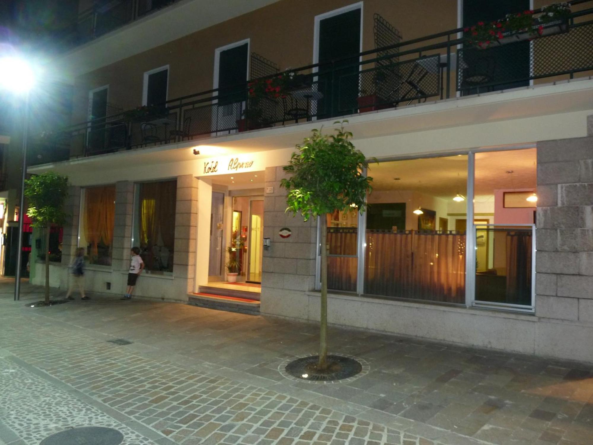 Hotel Alpino Malcesine Exterior foto