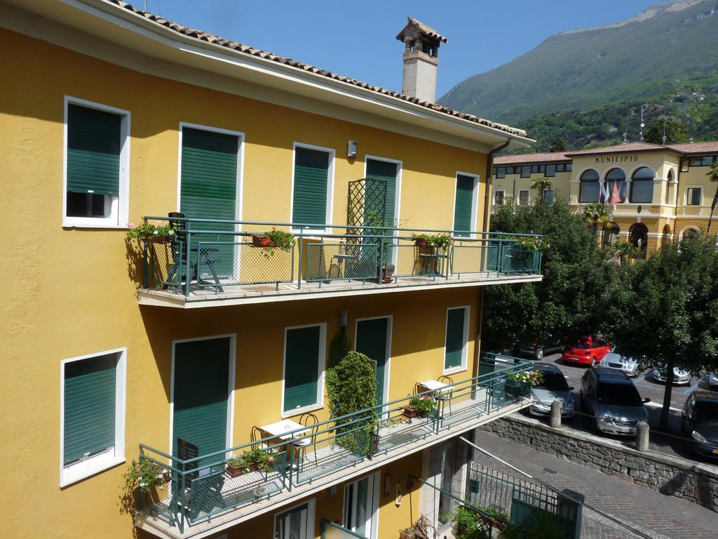 Hotel Alpino Malcesine Exterior foto