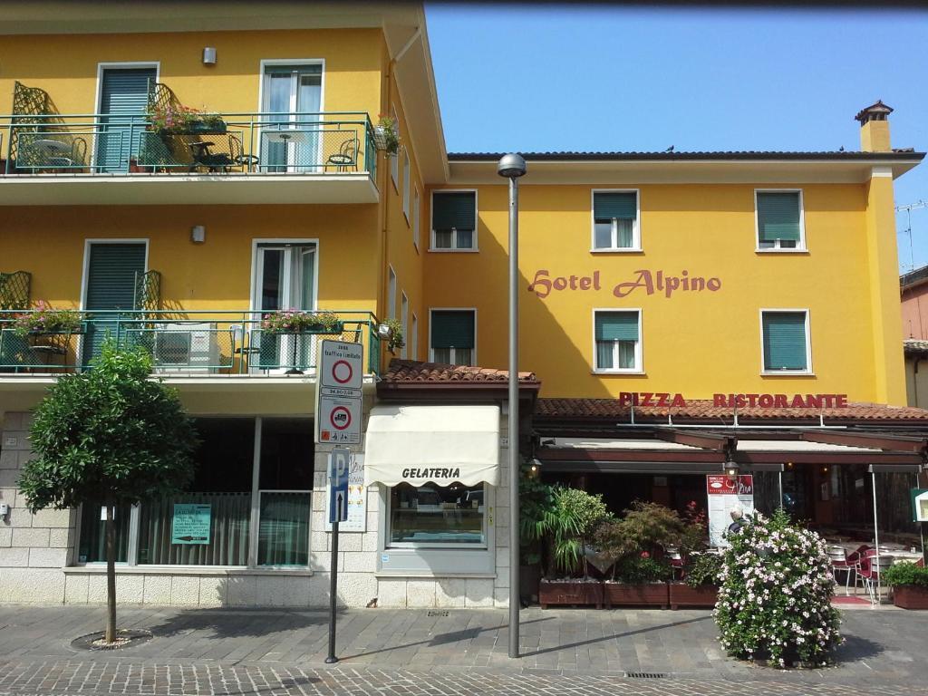 Hotel Alpino Malcesine Exterior foto